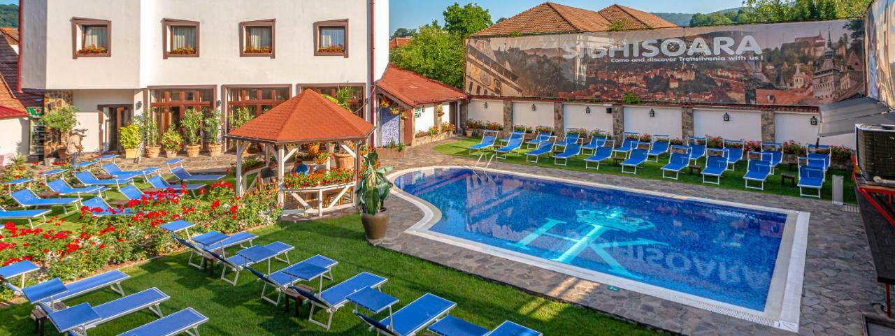 Hotel Korona 4*